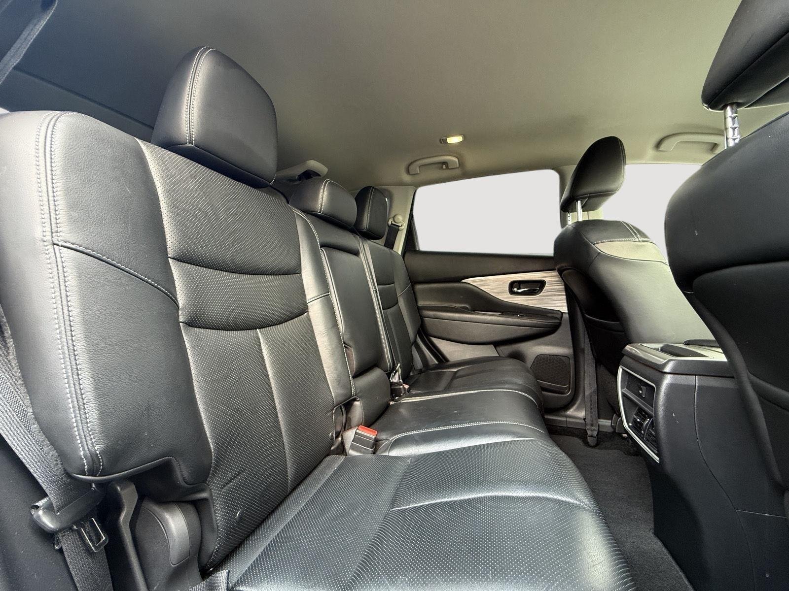 Used 2016 Pearl White Nissan SL image 25