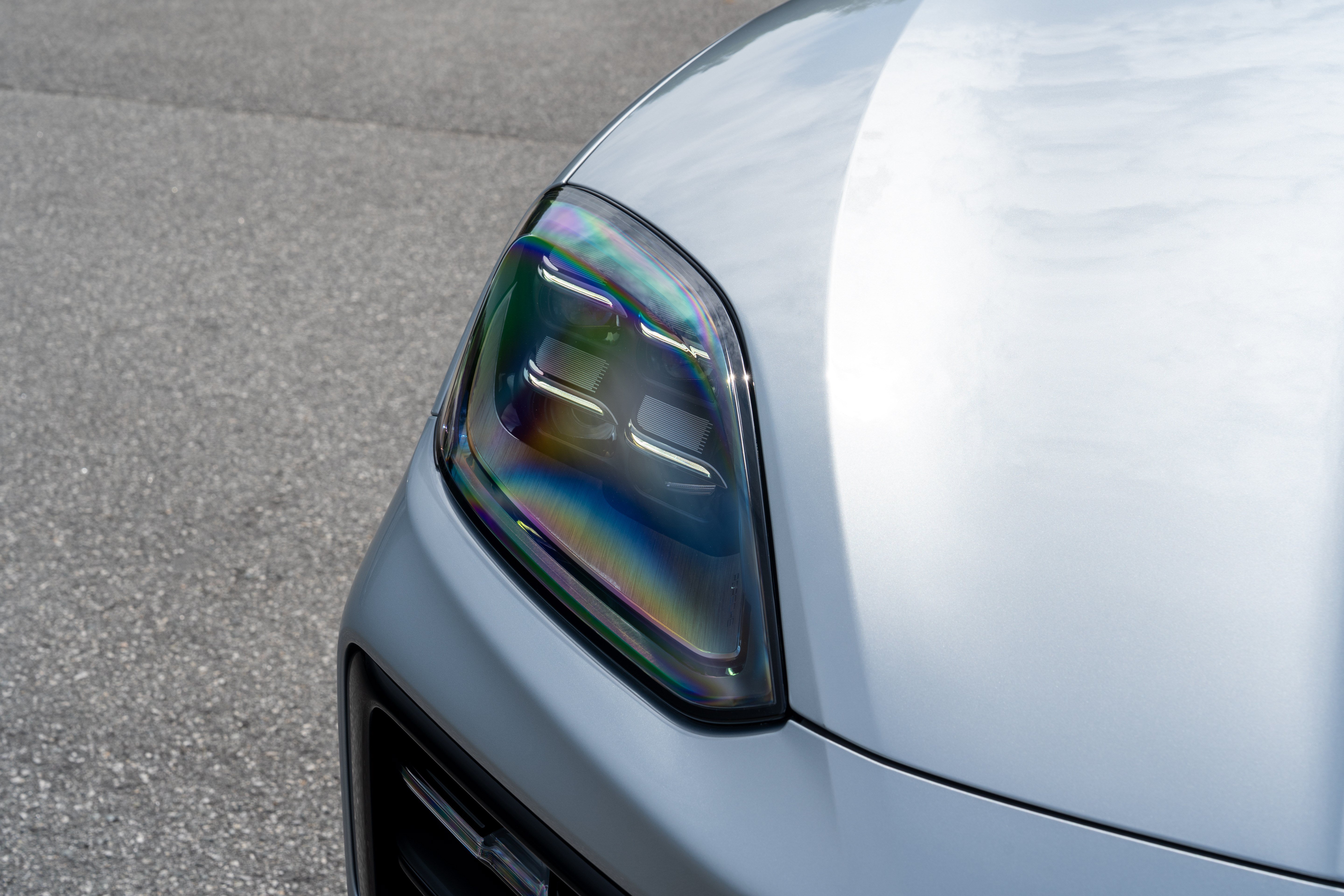 New 2026 Dolomite Silver Metallic Porsche Coupe image 19