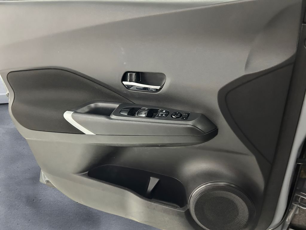Used 2024 Gray Nissan SV image 15