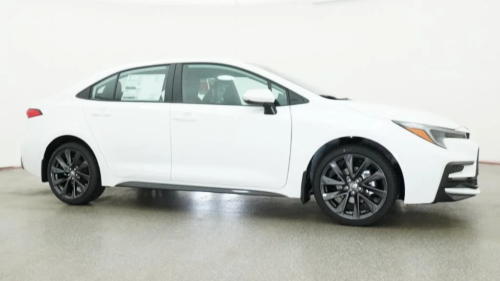 New 2026 Ice Cap Toyota SE image 11