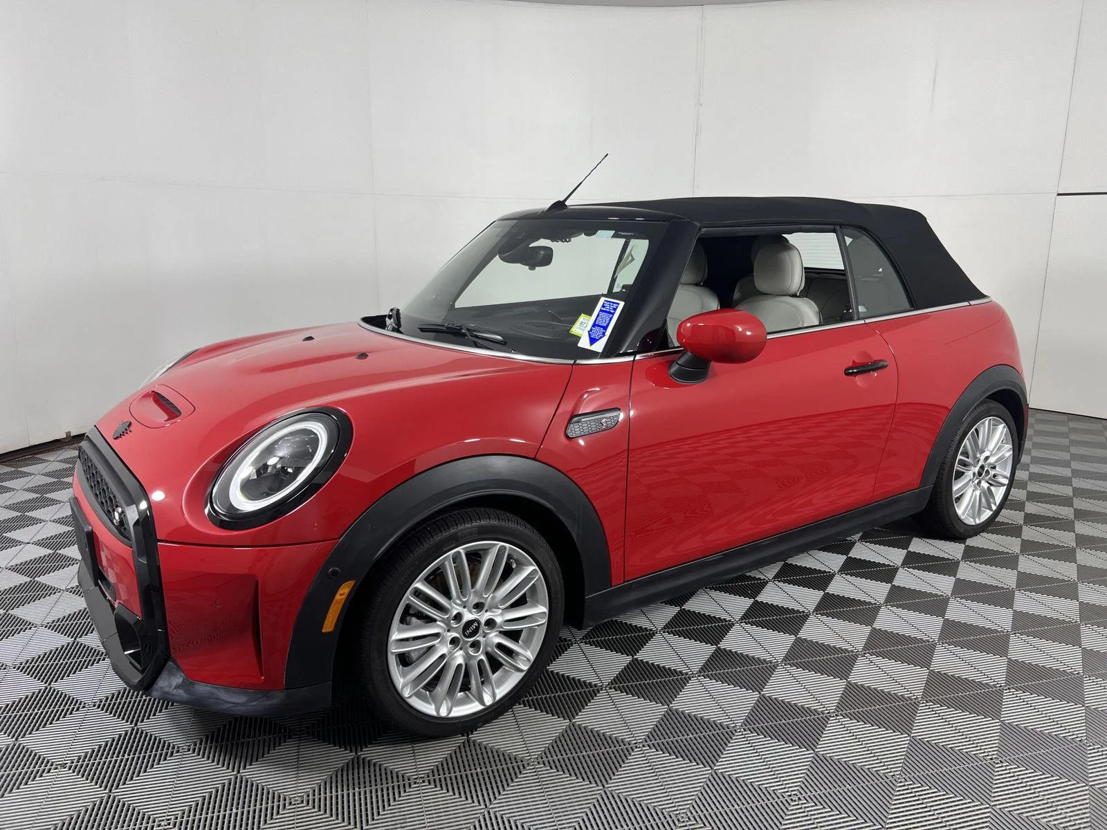 Used 2024 Chili Red MINI Cooper S image 6