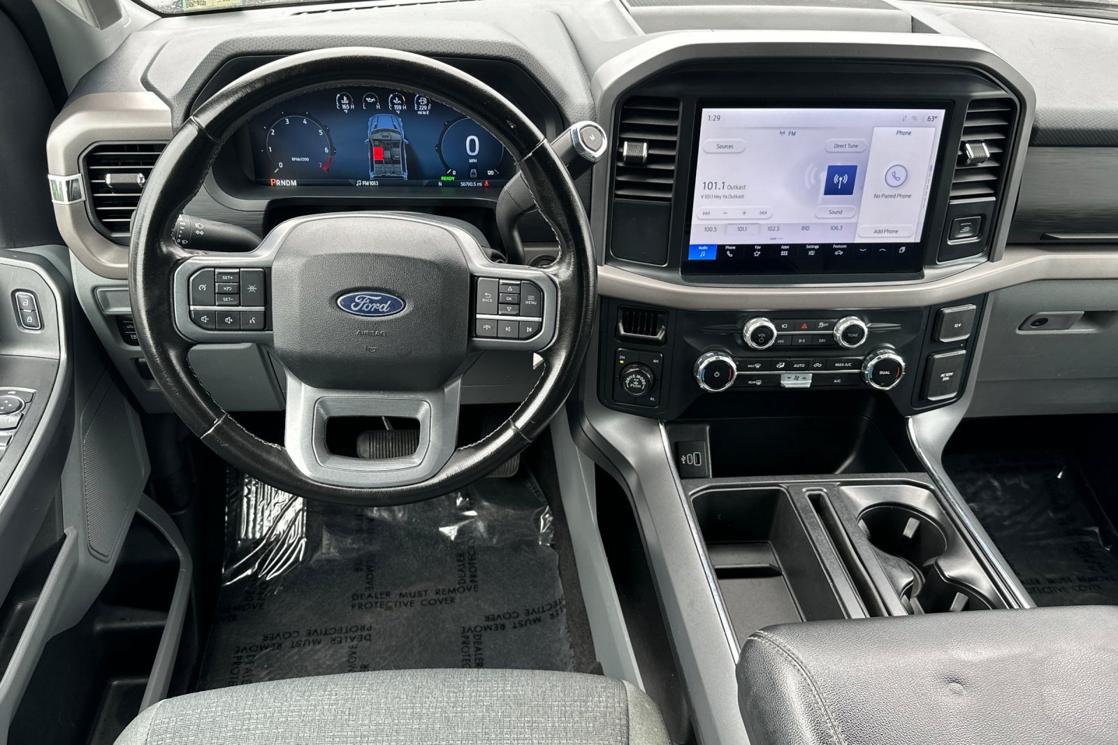 Used 2025 Agate Black Metallic Ford XLT image 18