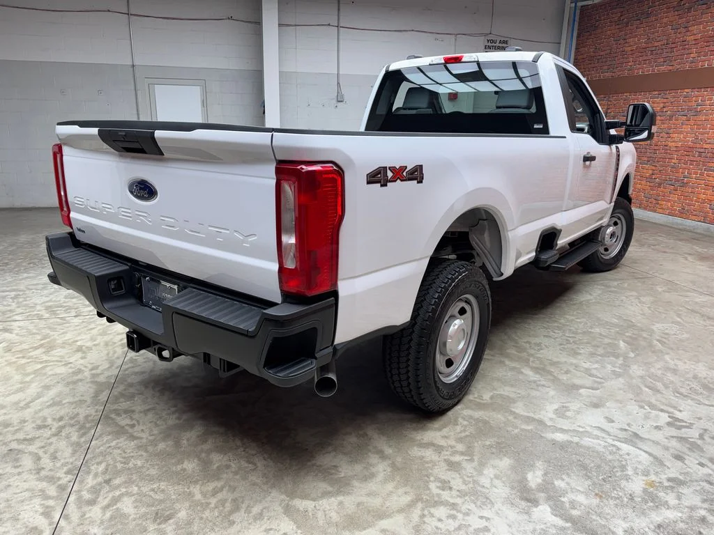 New 2026 Oxford White Ford F-350® XL image 6