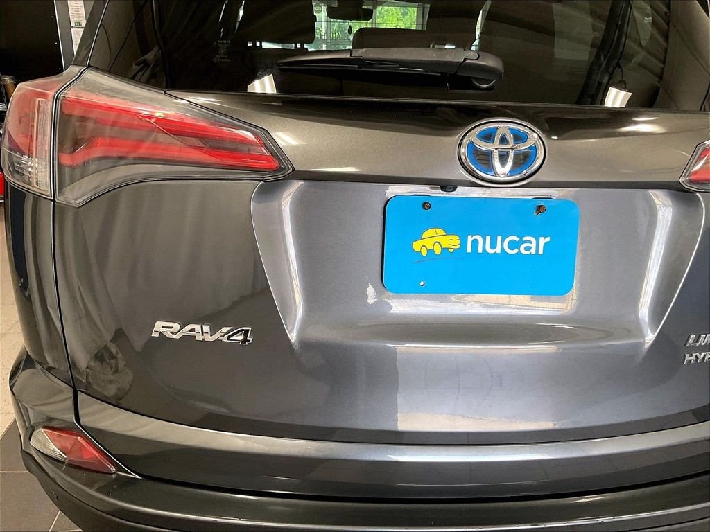 Used 2016 Gray Toyota Limited image 28