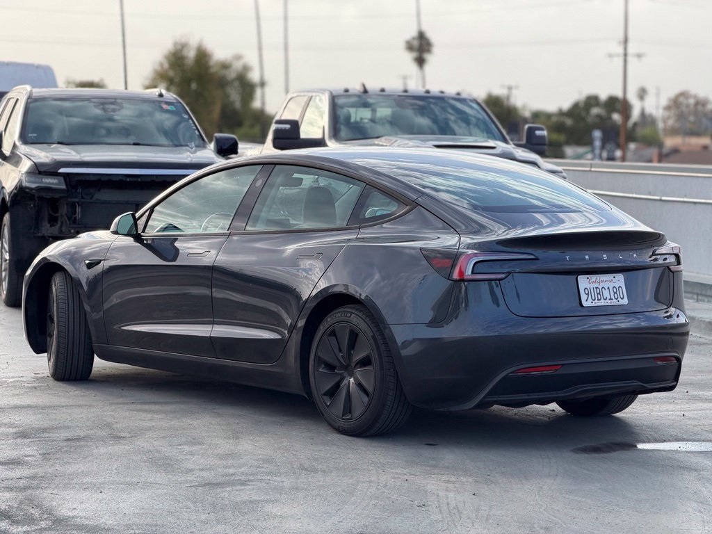 Used 2025 Stealth Gray Tesla  image 3