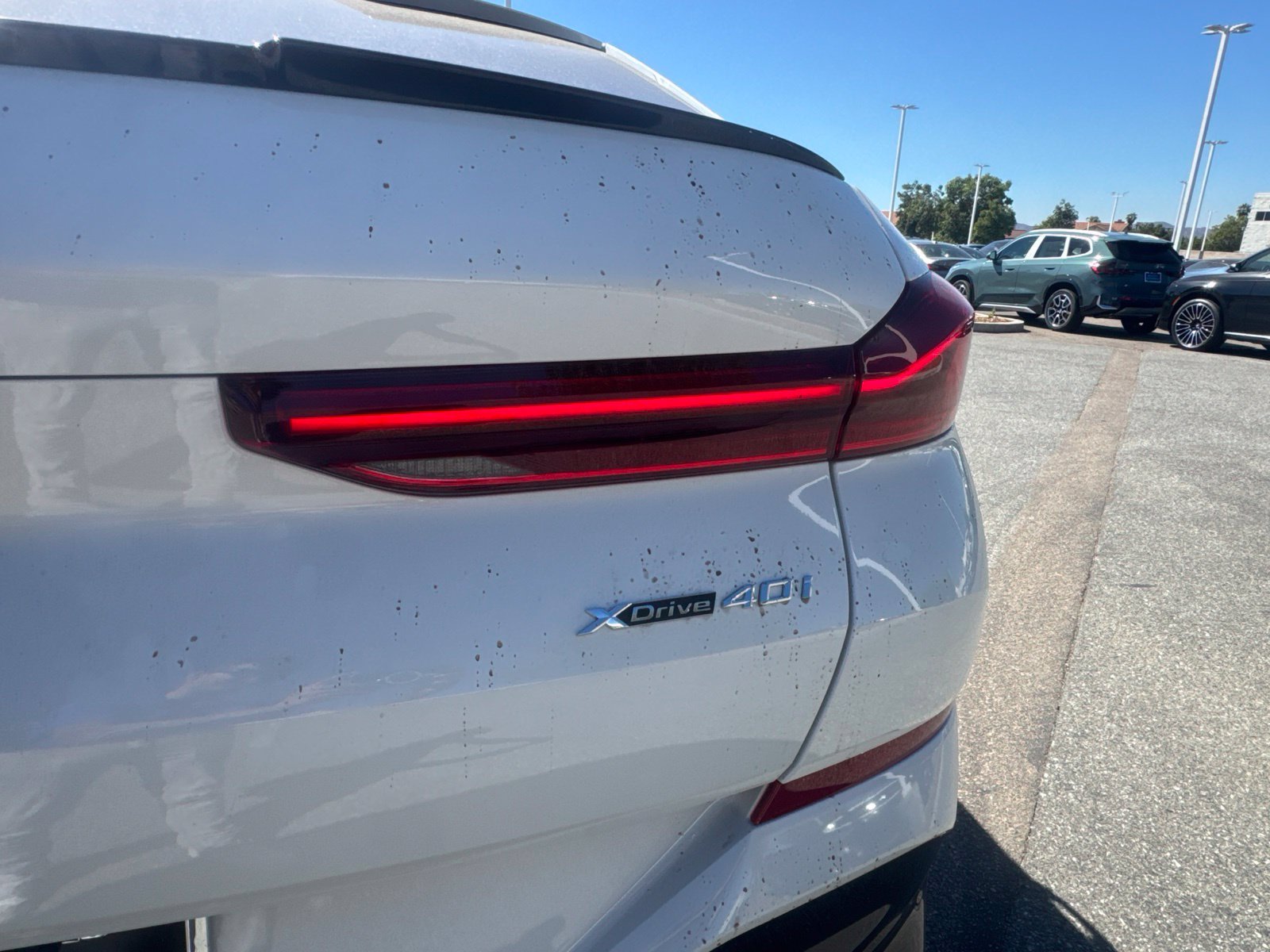 New 2027 Alpine White BMW xDrive40i image 14