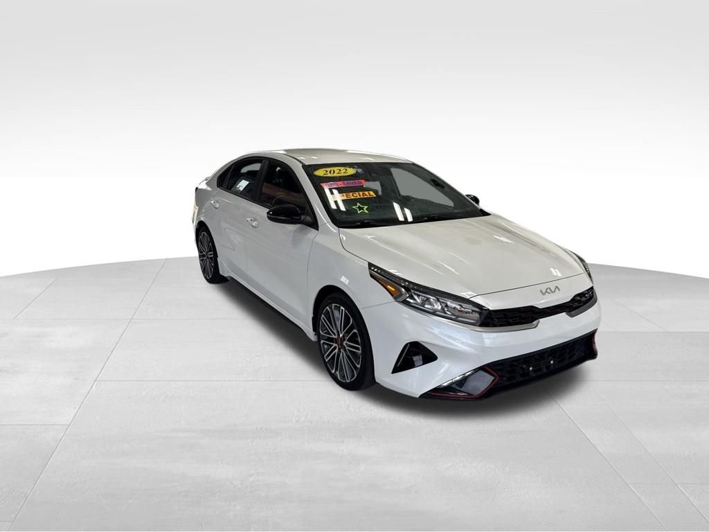 Used 2022 White Kia GT image 8