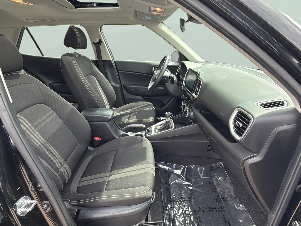 Used 2024 Onyx Black Hyundai SEL image 13