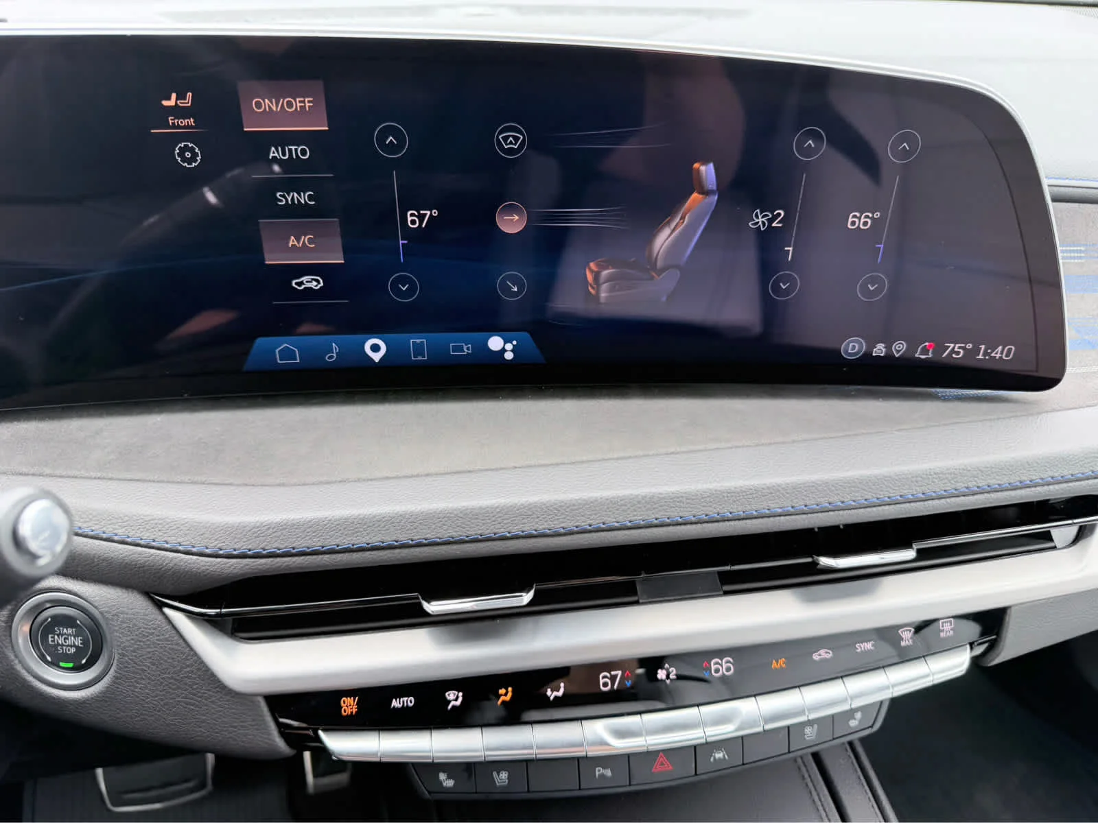 Used 2024 Argent Silver Metallic Cadillac Sport image 19