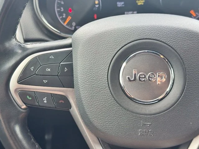 Used 2021 Black Jeep Limited image 30