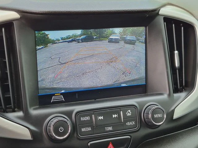 Used 2018  GMC SLE image 20