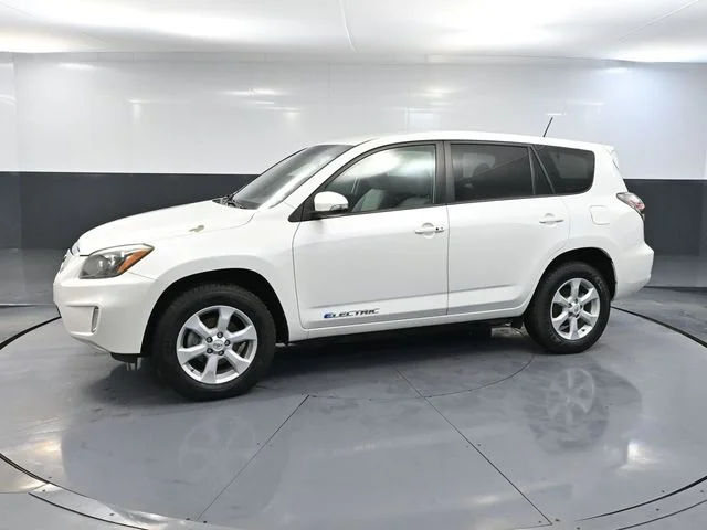 2012 Toyota RAV4 EV - Photo 9
