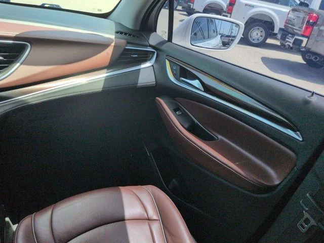 Certified Used 2020 White Frost Tricoat Buick Avenir image 17