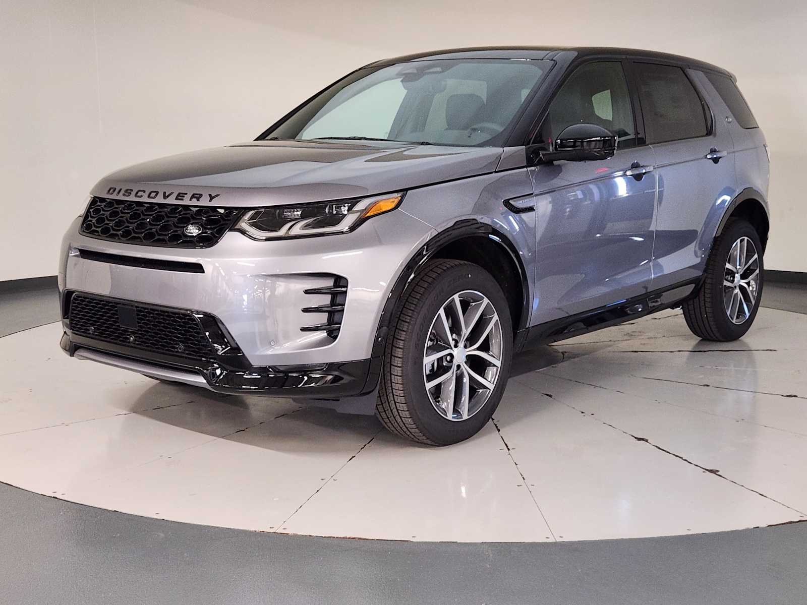 New 2026 Land Rover Discovery Sport Landmark