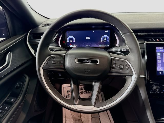 Used 2023 Black Jeep Altitude X image 11