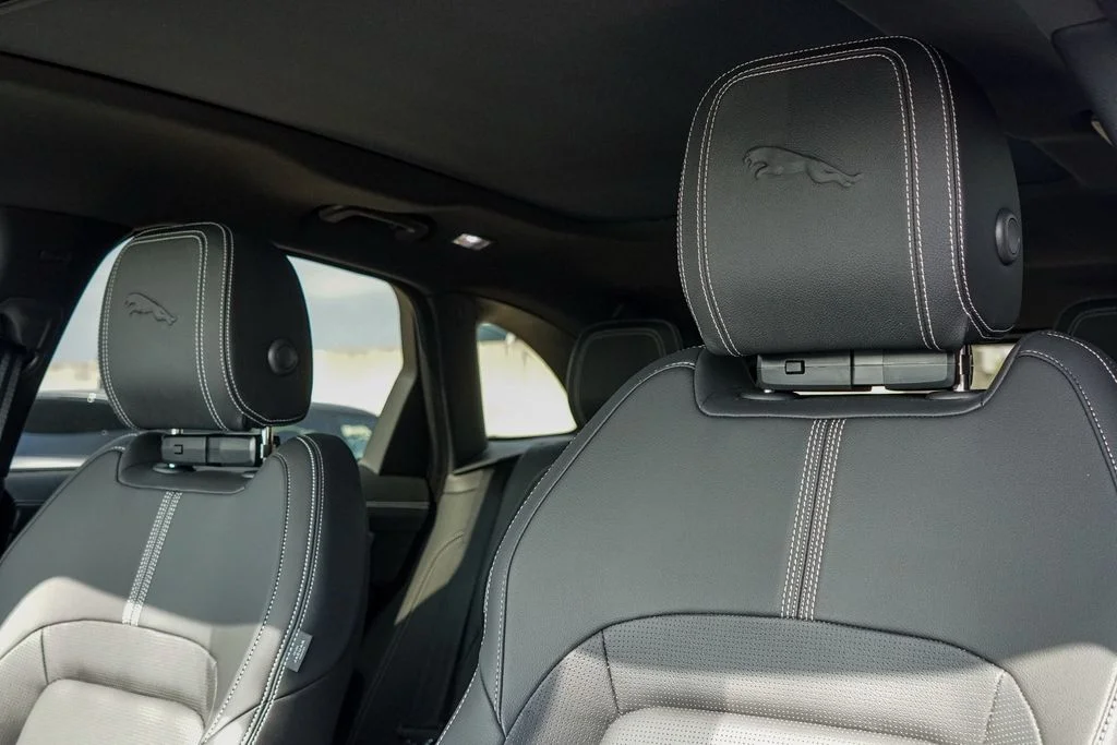 2026 Jaguar F-Pace R-Dynamic S - Photo 15
