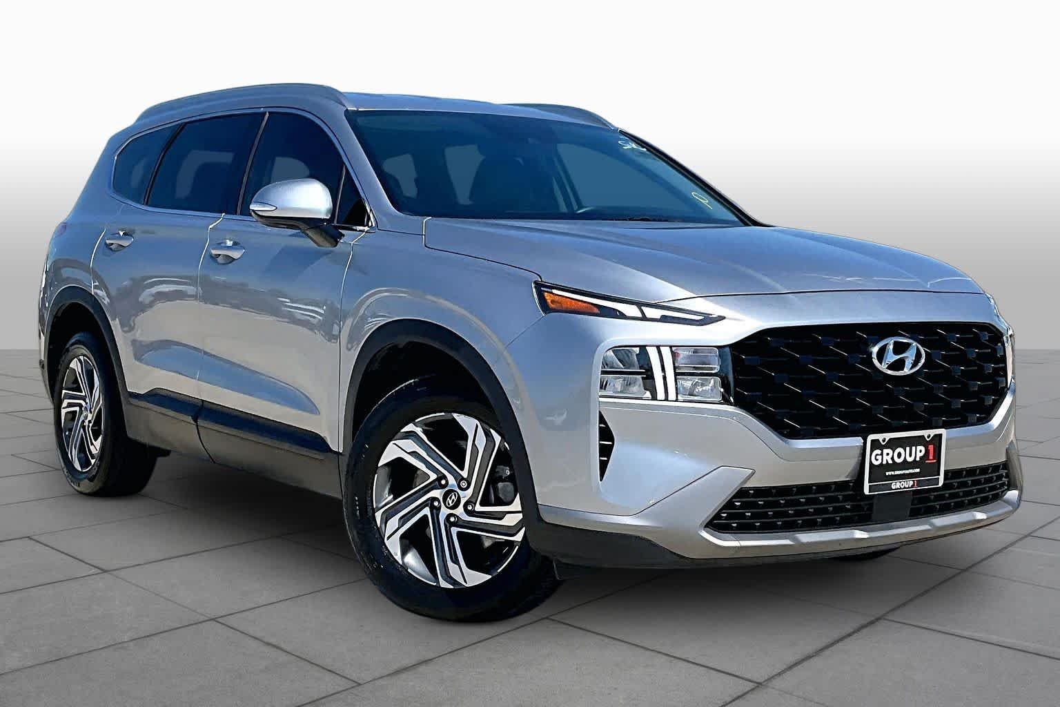 Used 2023 Shimmering Silver Hyundai SEL image 3