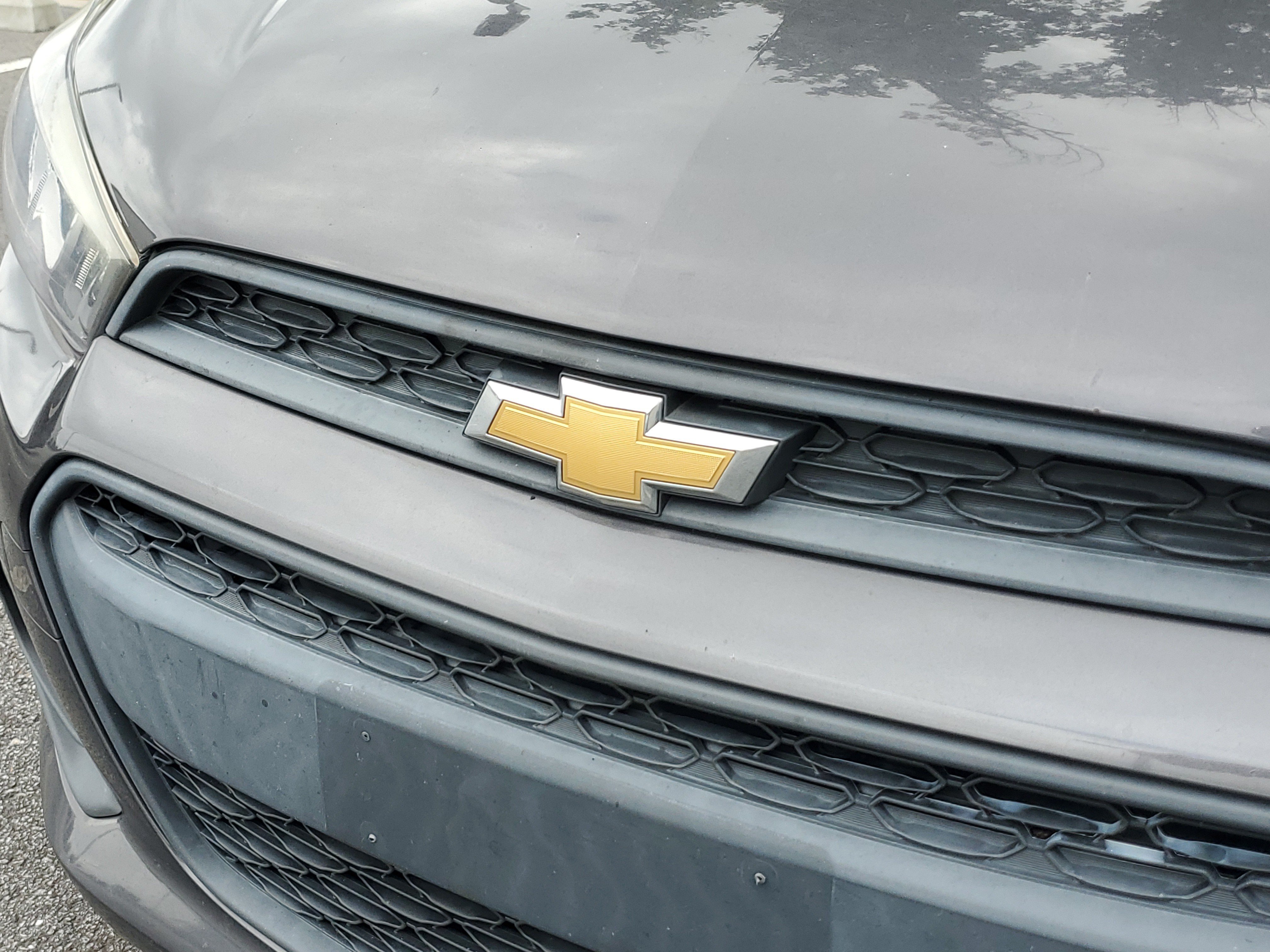 Used 2016 Silver Chevrolet LS image 4