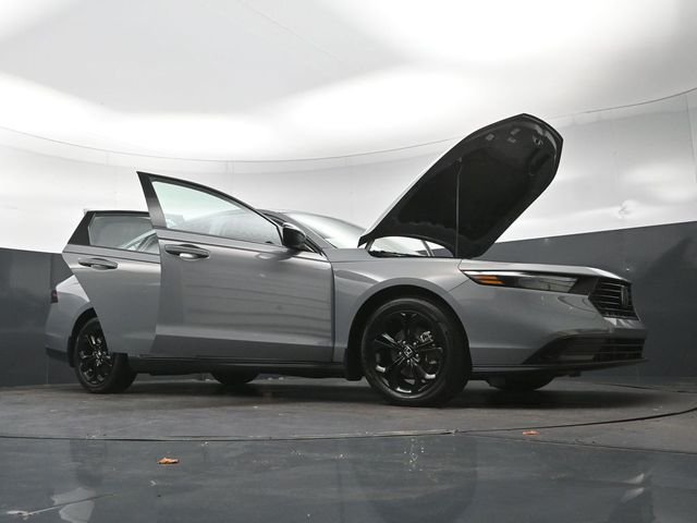 2025 Honda Accord SE - Photo 34