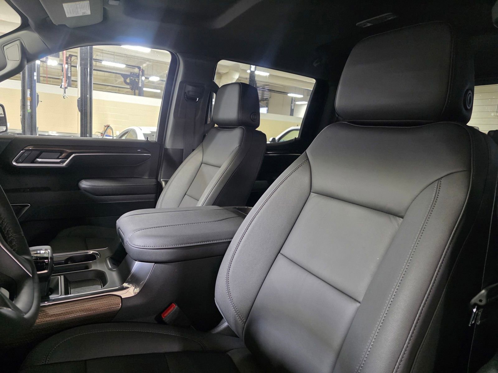 2025 Chevrolet Silverado 1500 RST - Photo 25