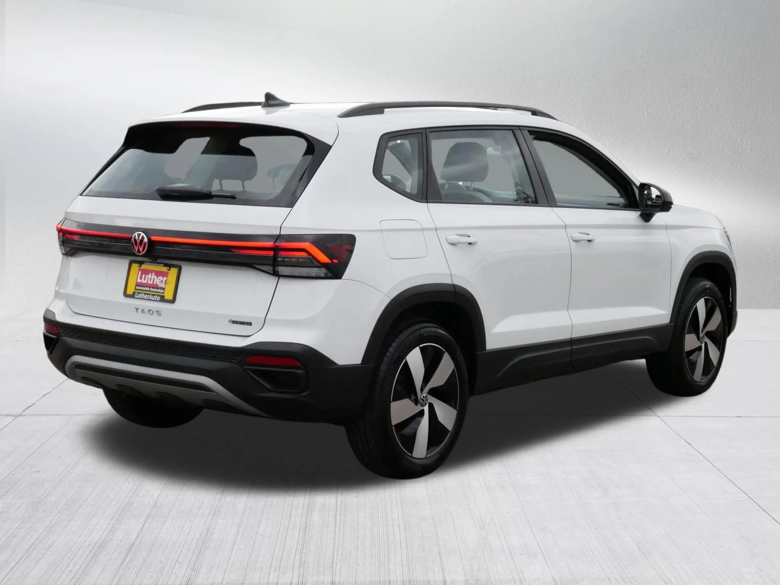 Used 2025 Pure White Volkswagen S image 7