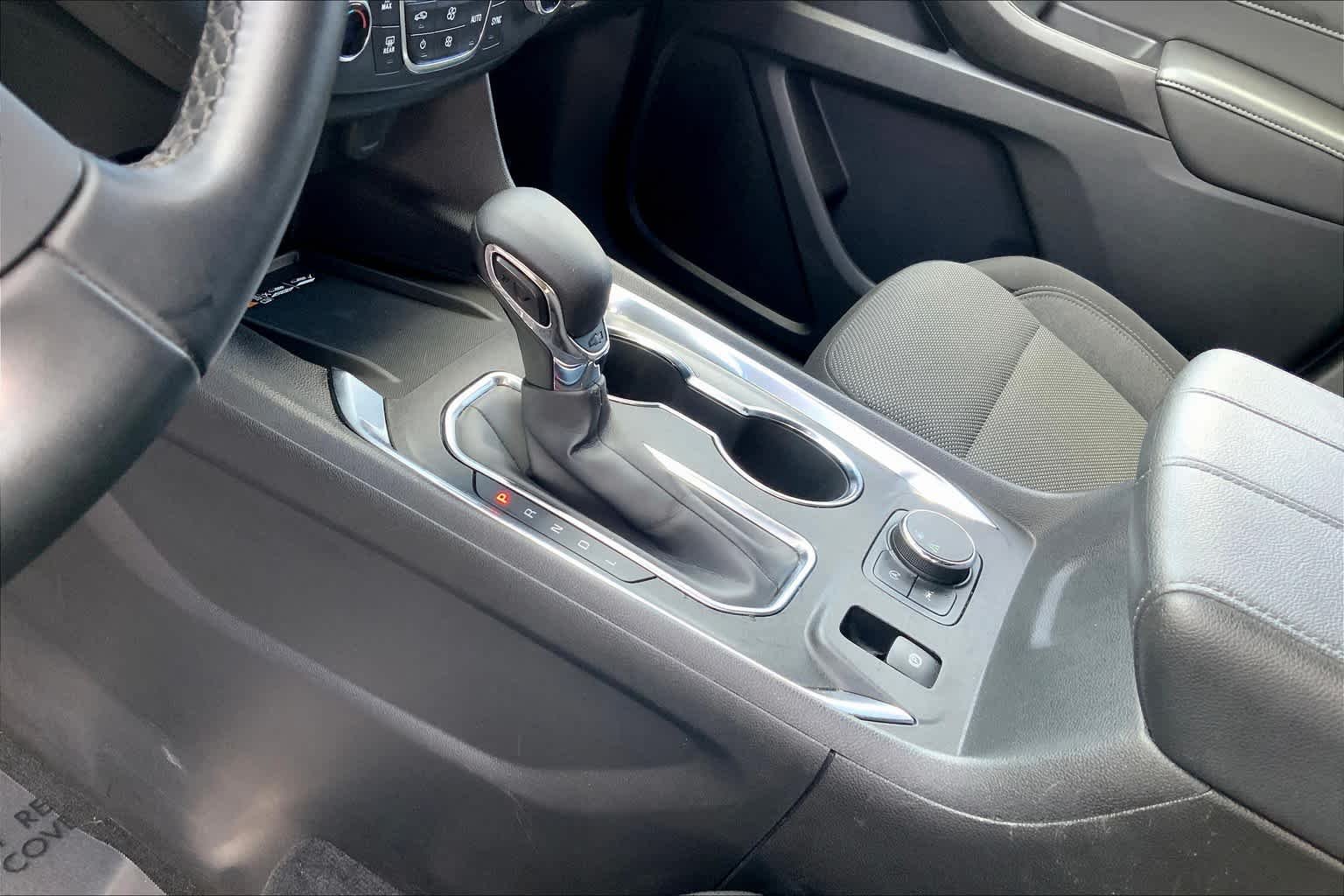Used 2023 Northsky Blue Metallic Chevrolet LT Cloth image 16