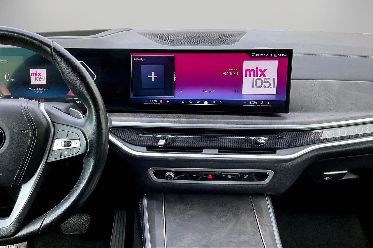 Certified Used 2024 Gray BMW xDrive40i image 13