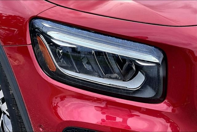 Certified Used 2025 Red Mercedes-Benz GLB 250 image 31