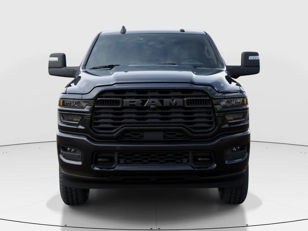 New 2026 Diamond Black Crystal Pearl-Coat Exterior Paint RAM Big Horn image 3