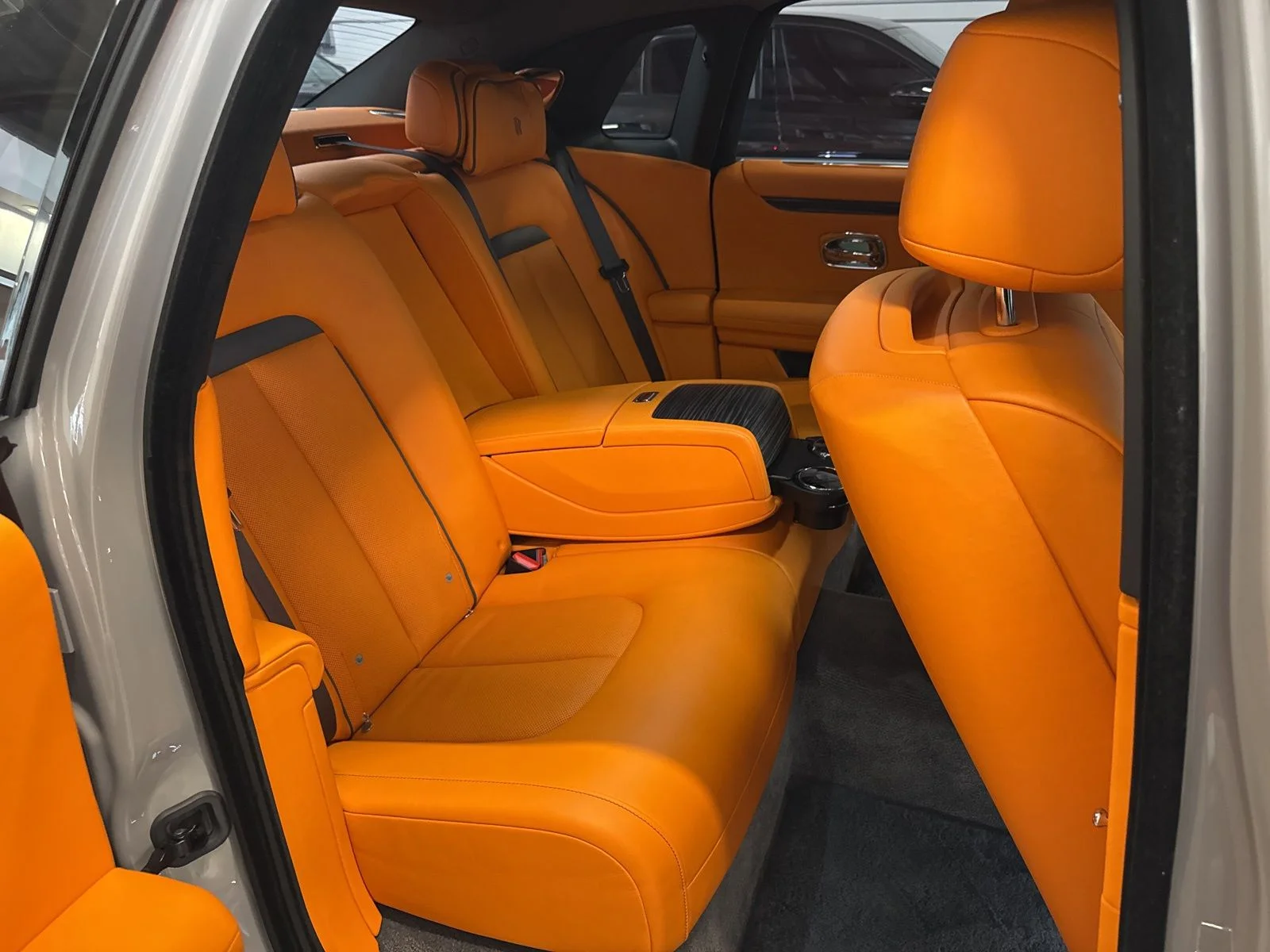 Used 2022 Gray Rolls-Royce Base image 30