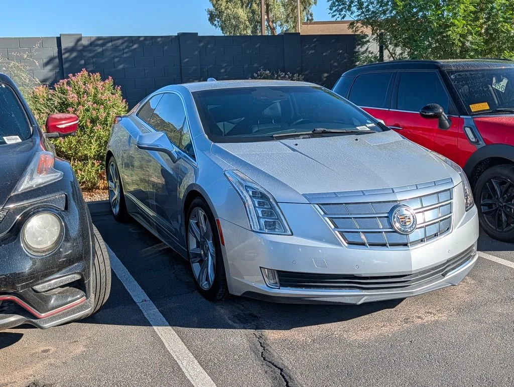 Used 2014 Silver Cadillac Base image 3