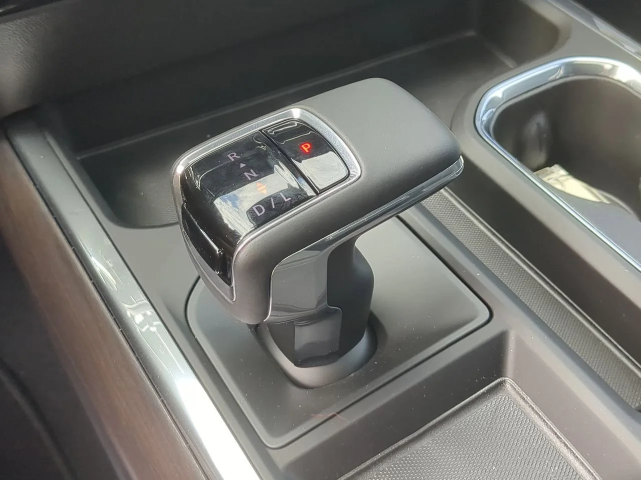 New 2026 Onyx Black GMC SLT image 16