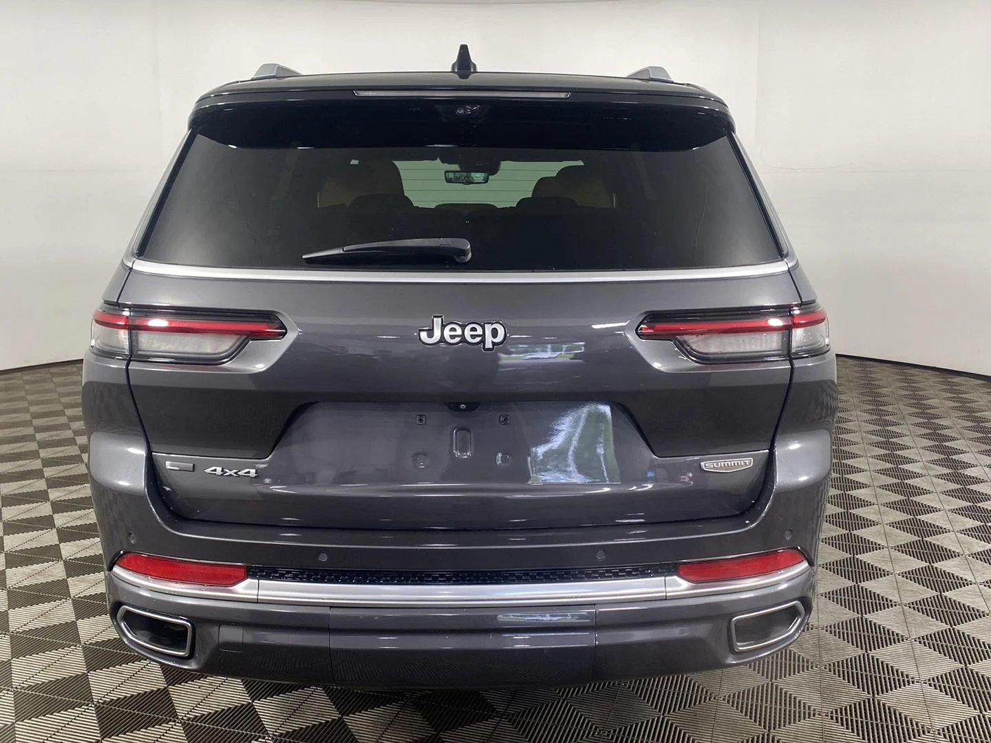 Used 2021 Baltic Gray Metallic Clearcoat Jeep Summit Reserve image 8