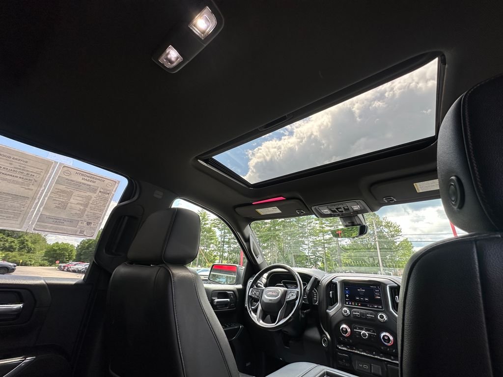 Used 2020 Black GMC AT4 image 28