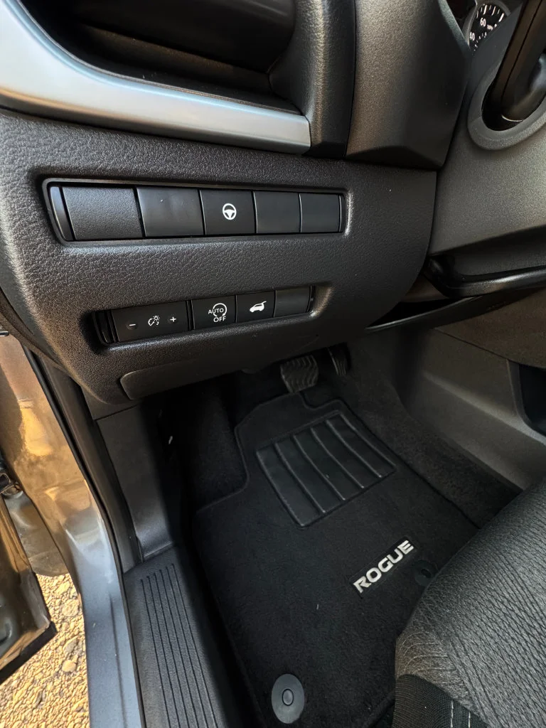 Used 2025 Gun Metallic Nissan SV image 15