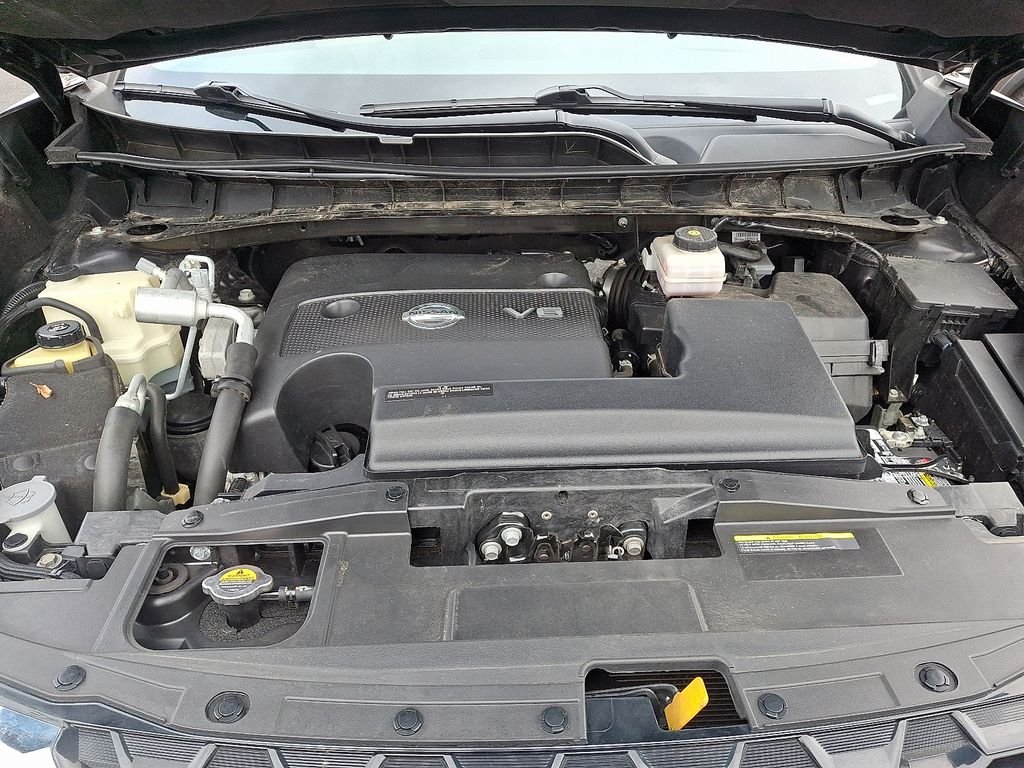 Used 2021 Brown Nissan Platinum image 29