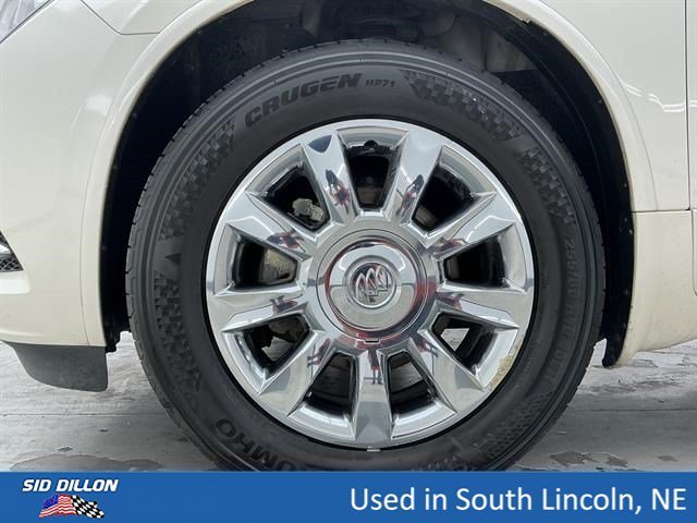 Used 2013 White Diamond Tricoat Buick Leather image 18
