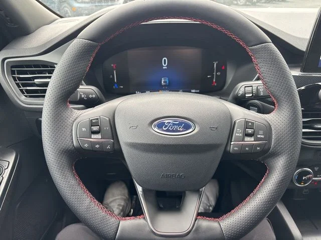 New 2026 Star White Metallic Tri-coat Ford ST-Line image 17
