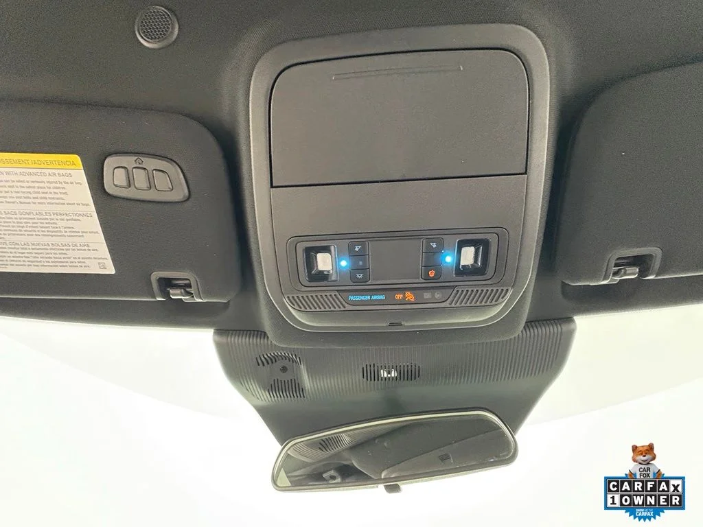 Used 2025 Gray Ford ST-Line image 22