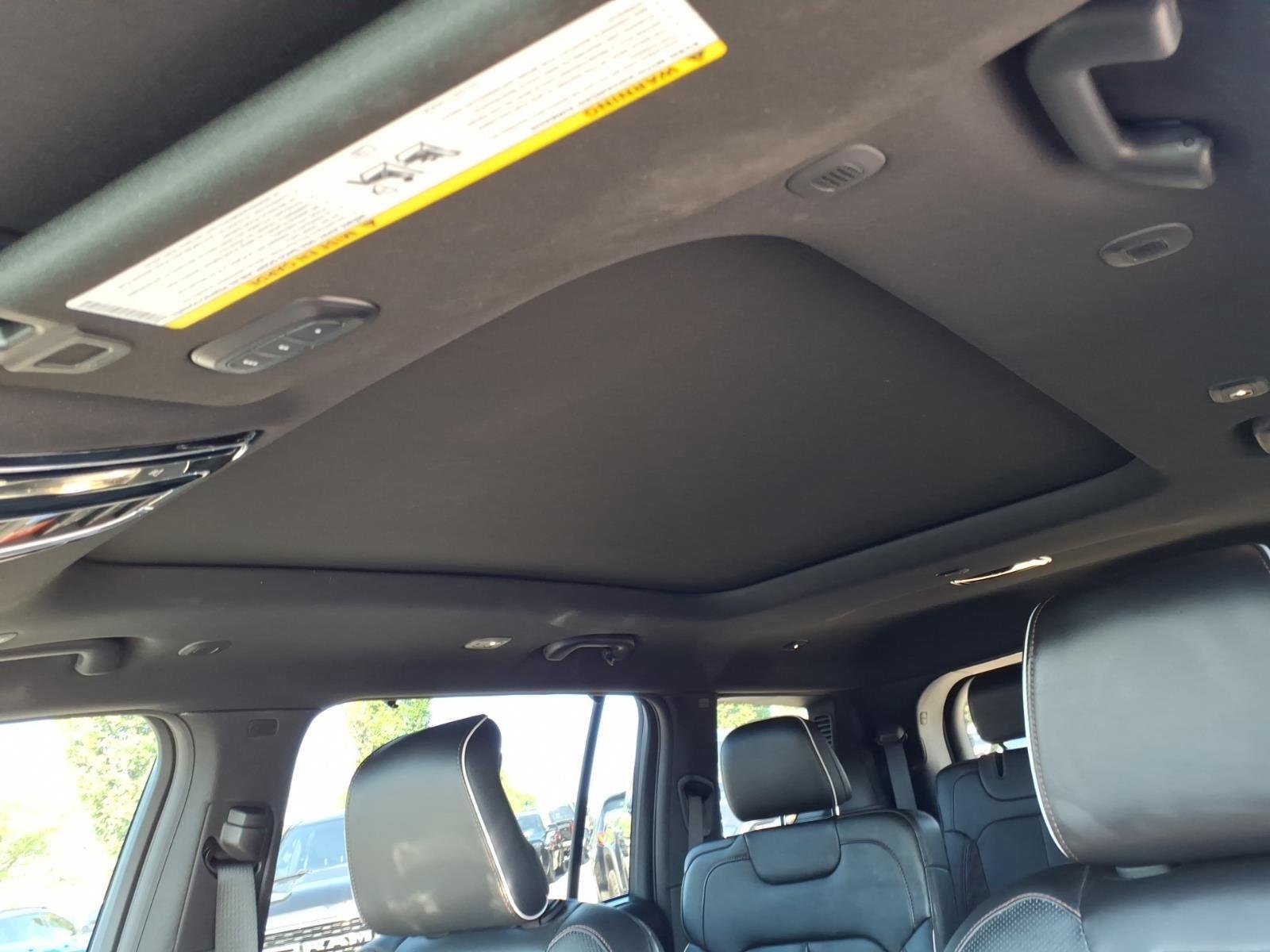 Used 2024 Bright White Clearcoat Jeep Summit image 6