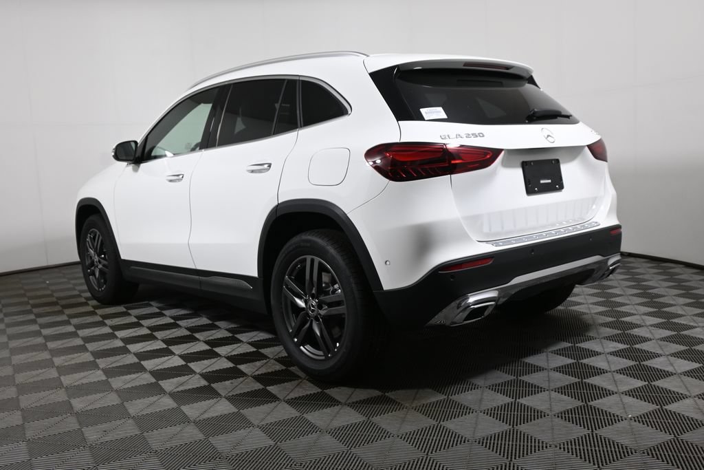 New 2026 Polar White Mercedes-Benz GLA 250 image 49