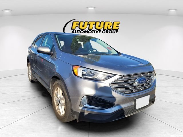 Certified Used 2022 Silver Ford SEL image 1