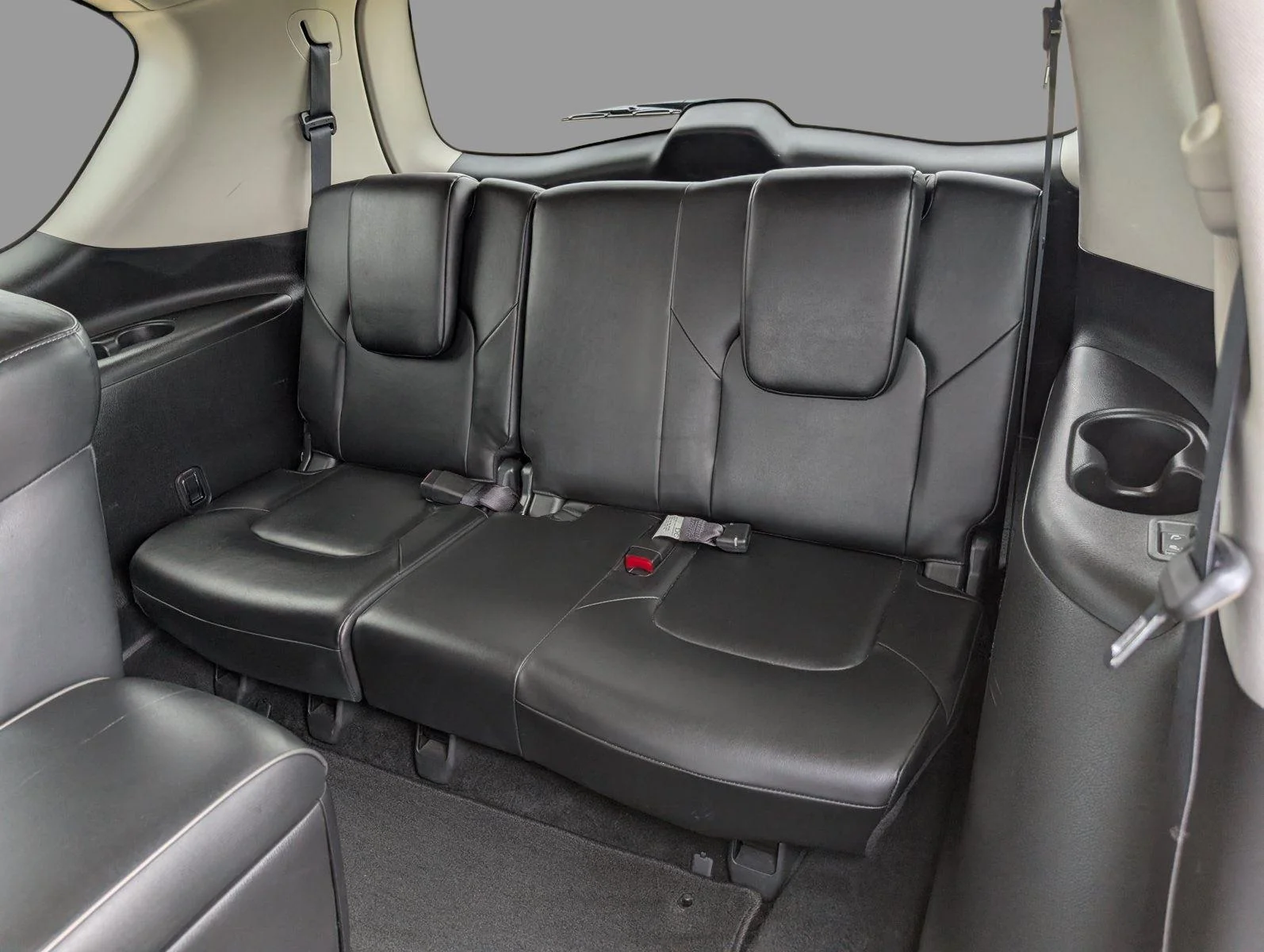 Used 2024 Anthracite Gray INFINITI LUXE image 22
