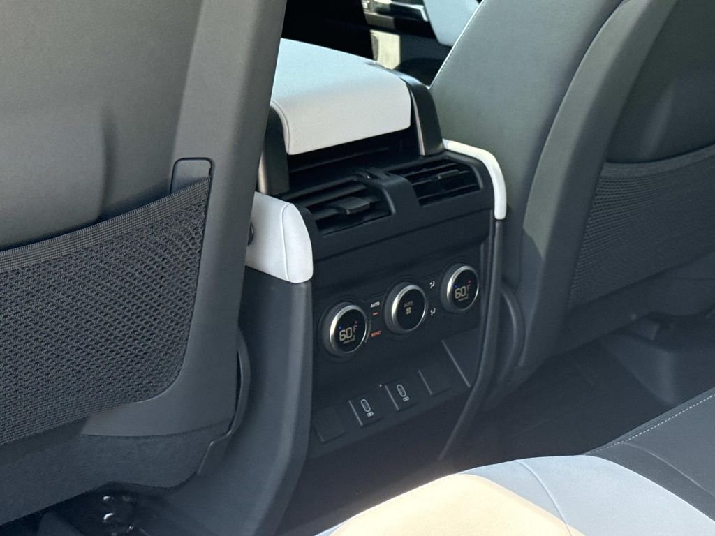 New 2026 Woolstone Green Land Rover X image 17