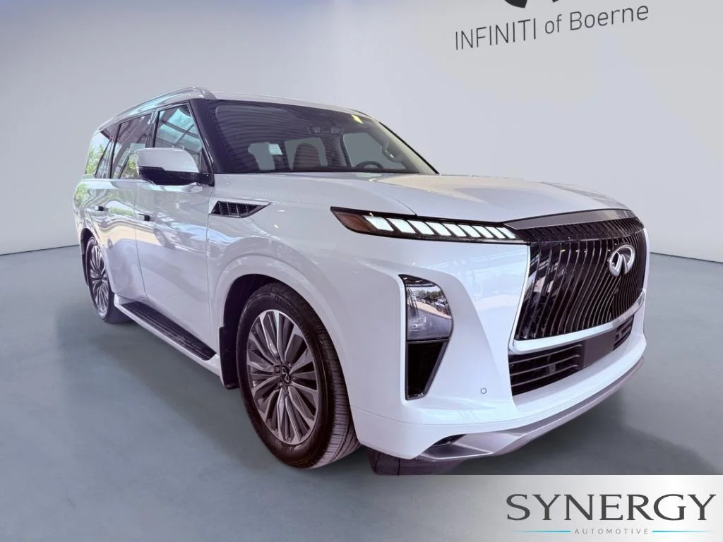 New 2026 RADIANT WHITE INFINITI Luxe 4WD image 3