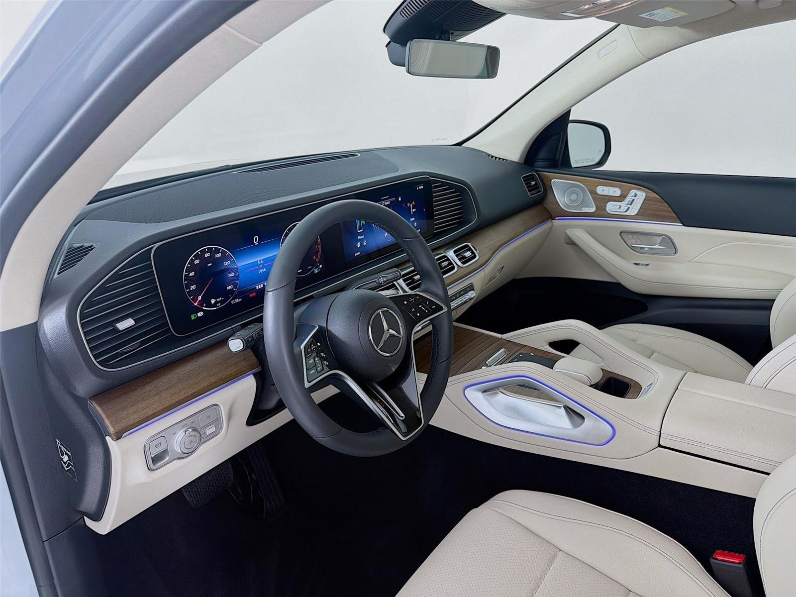 Used 2025 Cirrus Silver Metallic Mercedes-Benz GLE 350 image 4