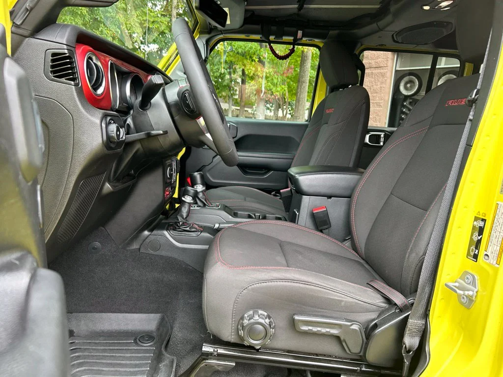 Used 2023 Yellow Jeep Rubicon image 14