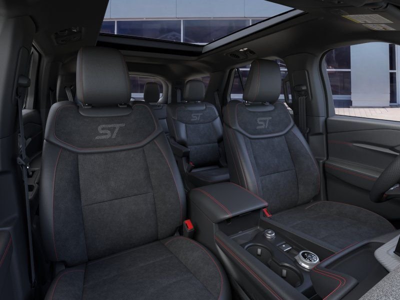 2026 Ford Explorer ST - Photo 10