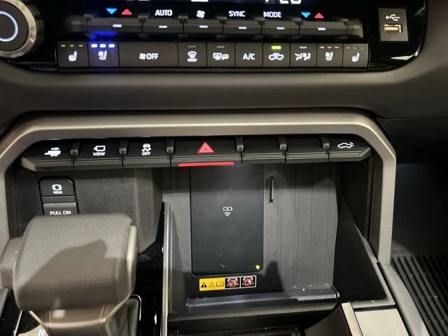 Certified Used 2026 Wind Chill Pearl Toyota Platinum image 17