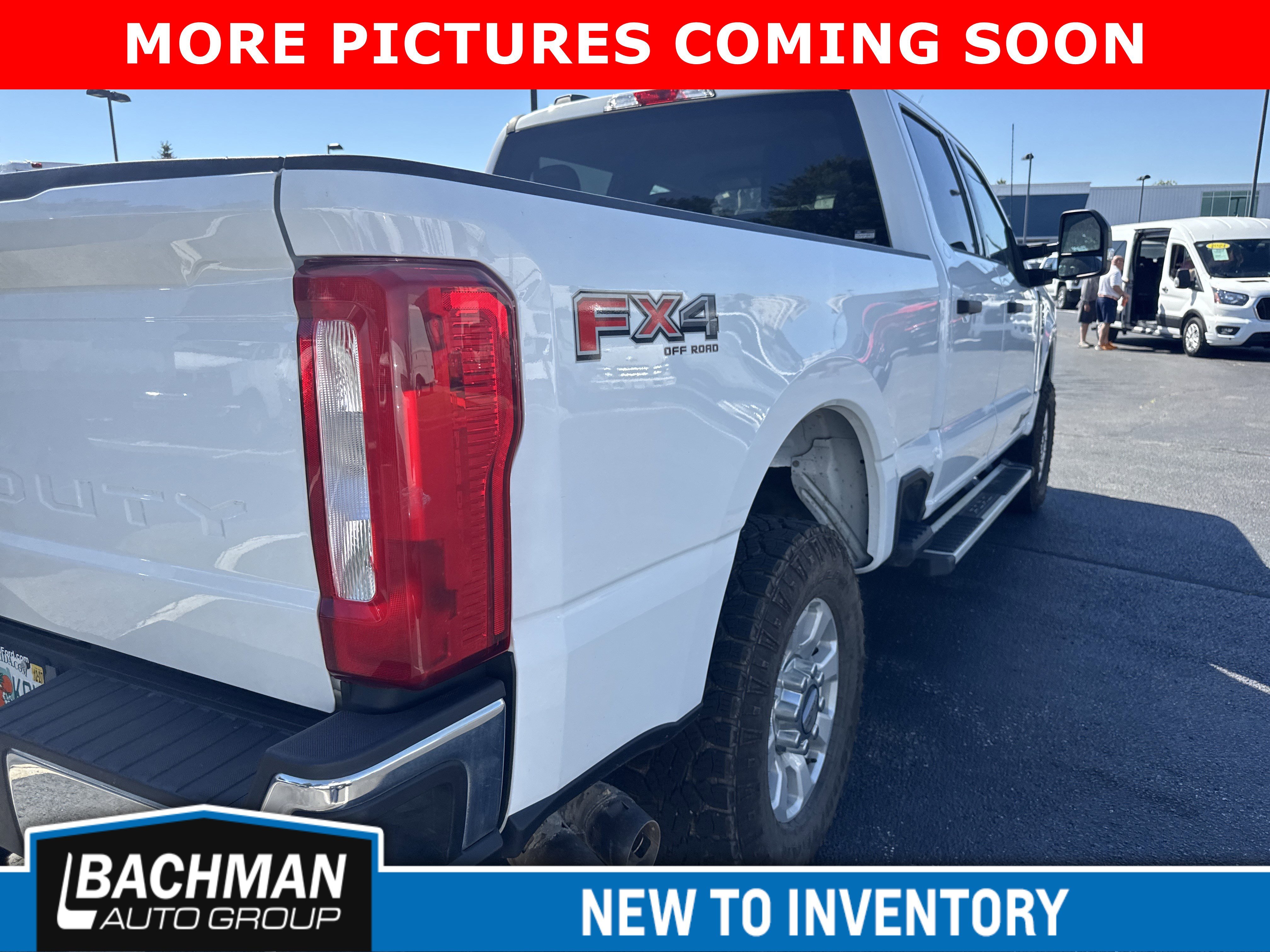 Used 2024 Oxford White Ford XLT image 4